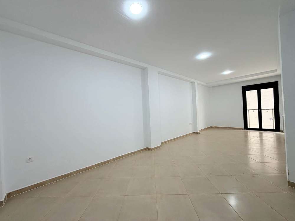 Appartement F4 à louer pour bureau à Millenium, Oran